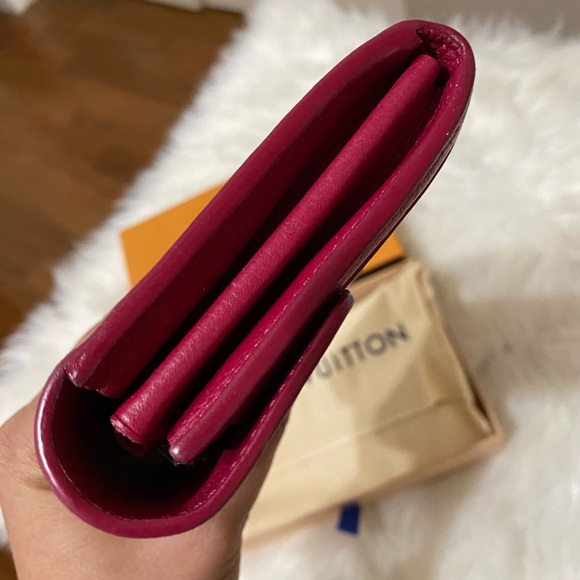 Authentic Louis Vuitton Fusha wallet - Picture 6 of 14
